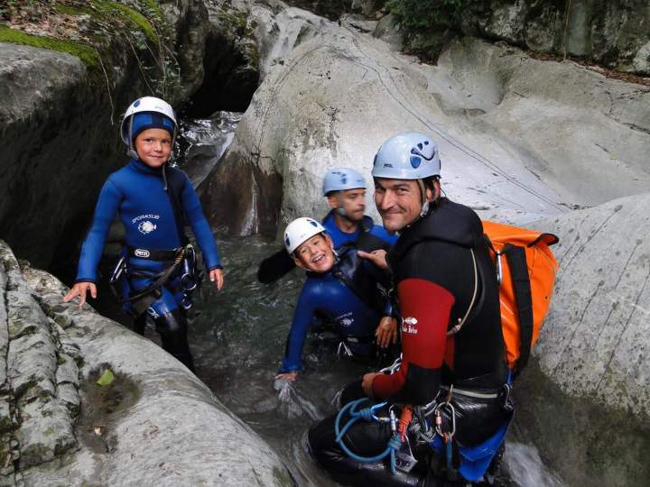 Activités de canyoning et spéléologie Bons-en-Chablais